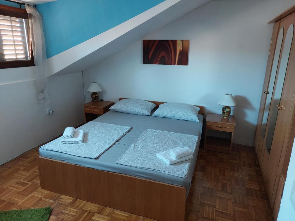 Orange City Apartment'S Repic Biograd Na Moru Bagian luar foto