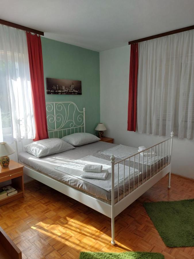 Orange City Apartment'S Repic Biograd Na Moru Bagian luar foto