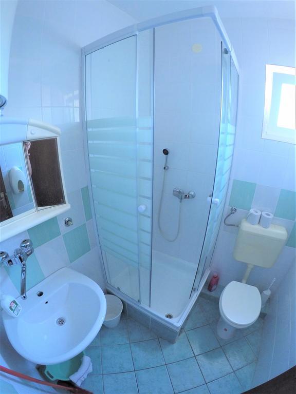 Orange City Apartment'S Repic Biograd Na Moru Bagian luar foto