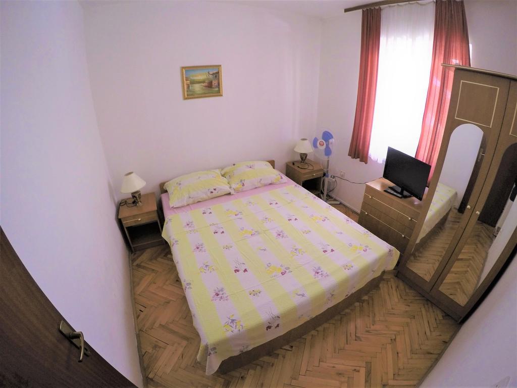 Orange City Apartment'S Repic Biograd Na Moru Bagian luar foto