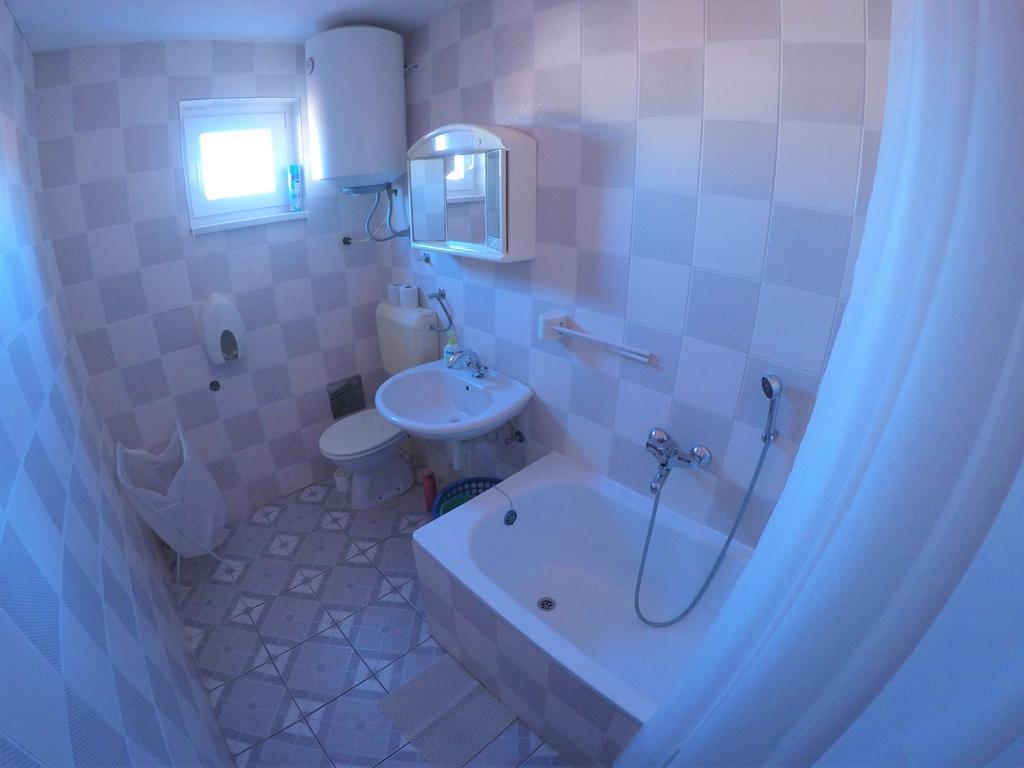 Orange City Apartment'S Repic Biograd Na Moru Bagian luar foto