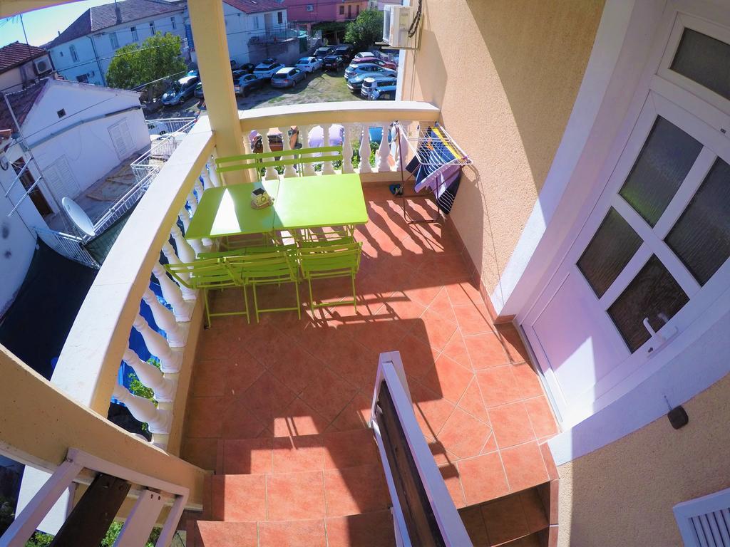 Orange City Apartment'S Repic Biograd Na Moru Bagian luar foto
